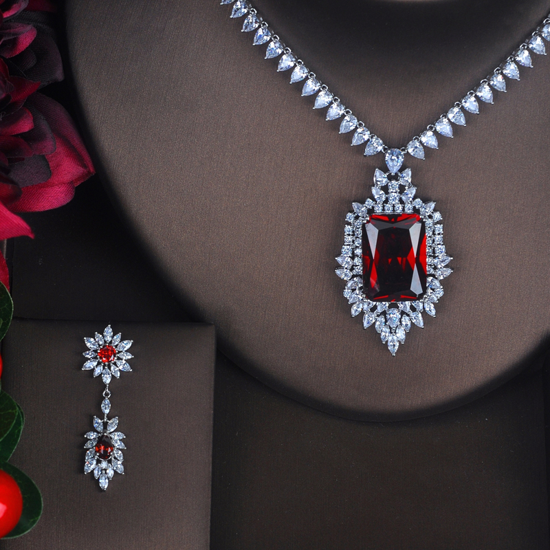 Scarlet Majesty Set